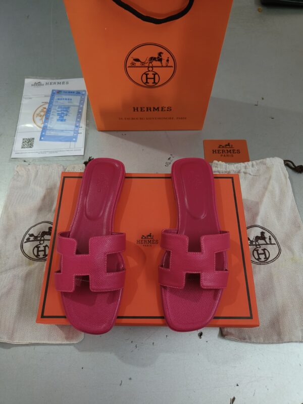 FIRST COPY HERMES ORAN SANDALS (pink) FOR WOMENS  - Image 2