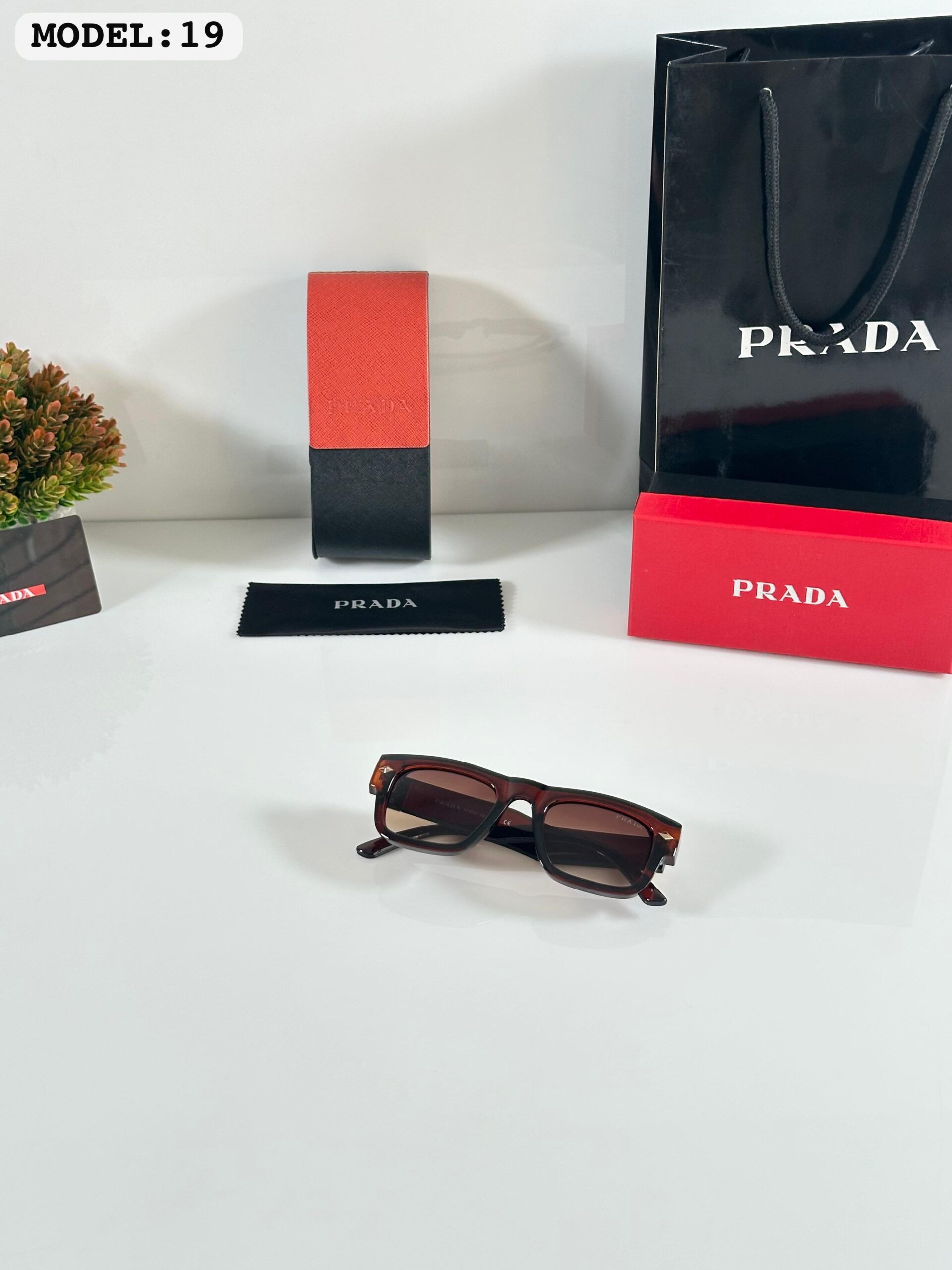 FIRST COPY PRADA 19 BROWN SUNGLASSES - Image 4