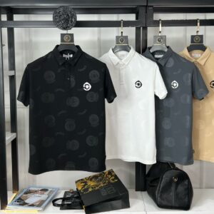 FIRST COPY VERSACE IMPORTED WARP KNIT A/O MONOGRAM ENGRAVED PREMIUM FABRIC COLLAR T-SHIRT