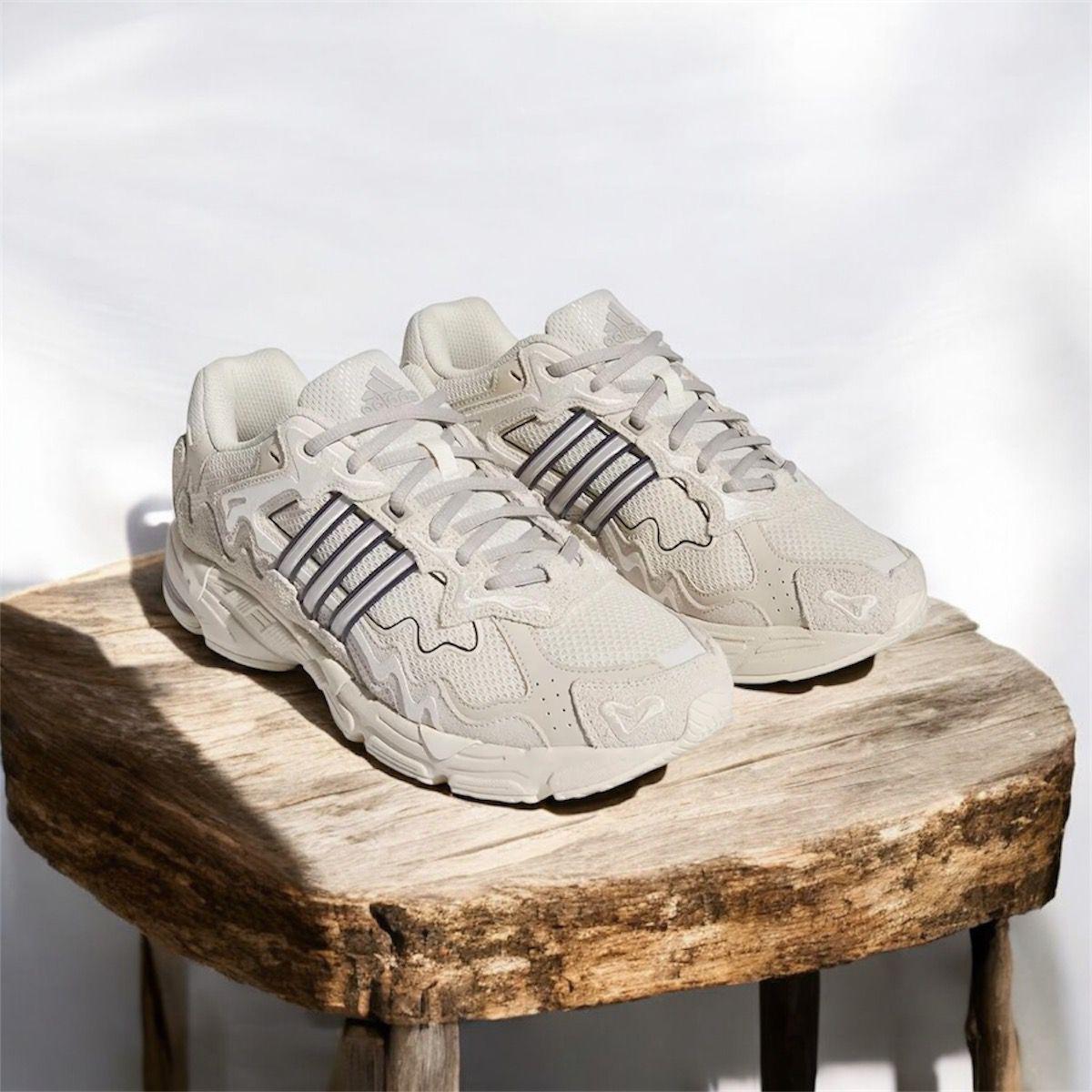 FIRST COPY ADIDAS BAD BUNNY RESPONSE CL wonder white - Image 2