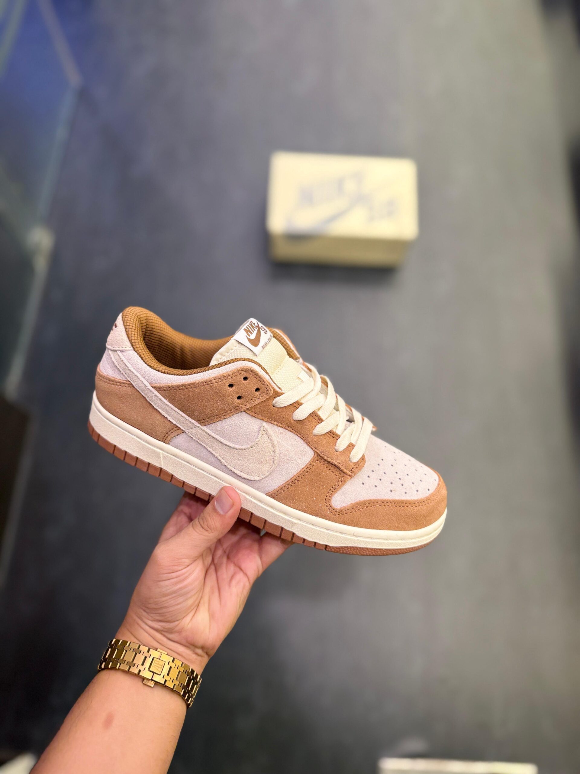 FIRST COPY Nike Sb Dunk Low medium curry - Image 2