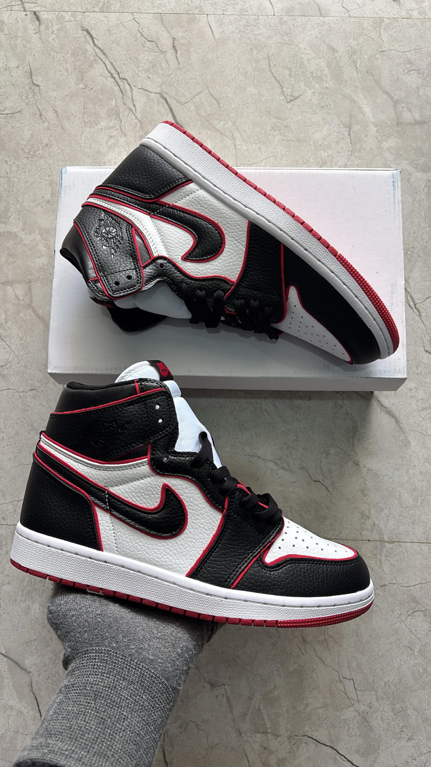 FIRST COPY Nike air jordan one blood line