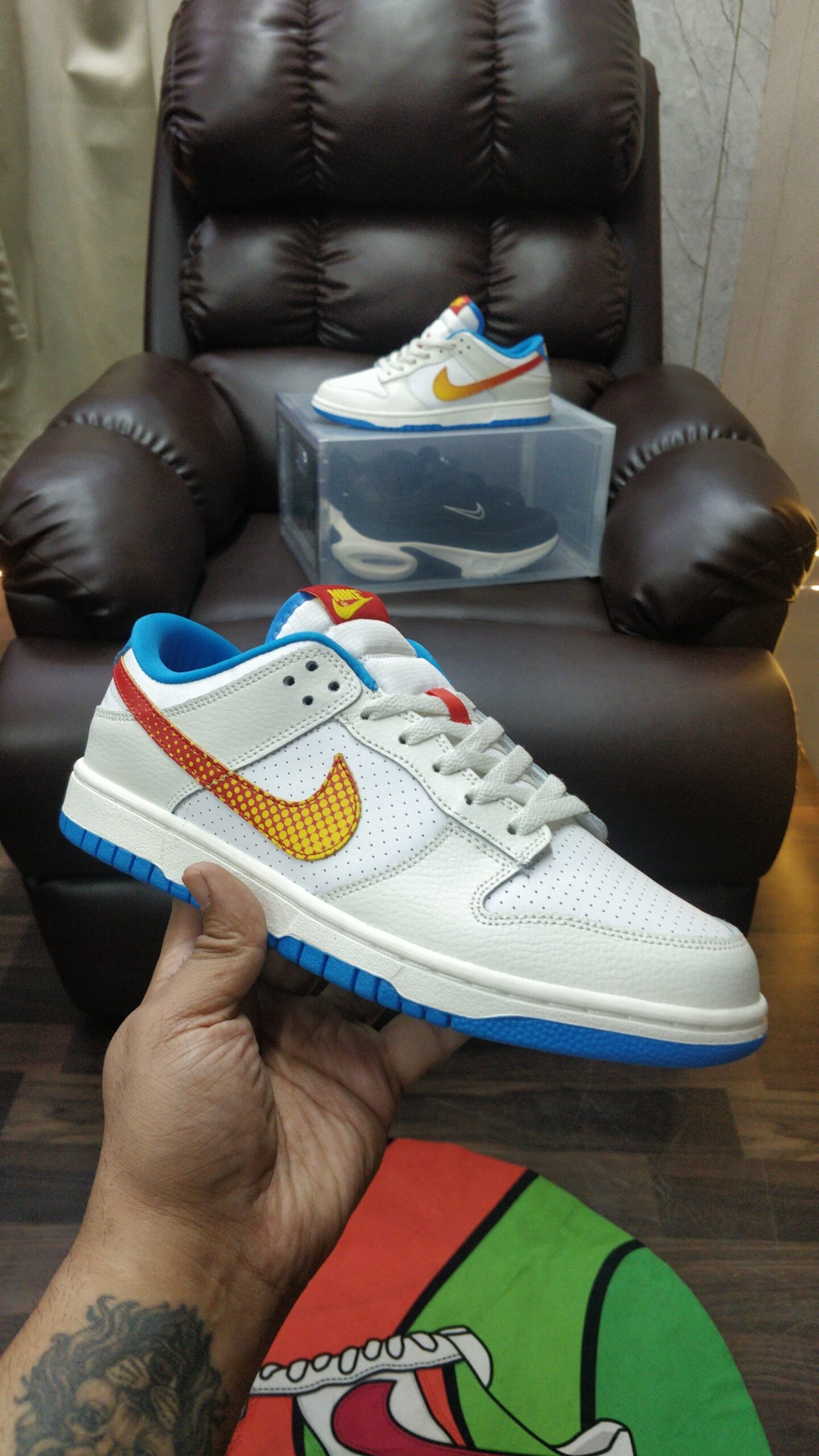 FIRST COPY NIKE SB DUNK HARLEM GLOBETROTTERE - Image 2