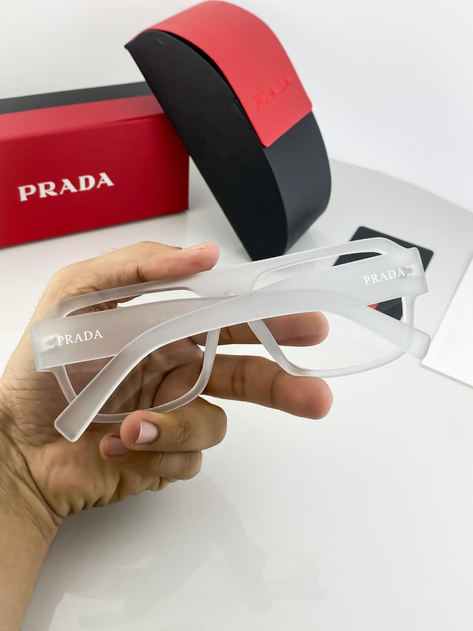 FIRST COPY PRADA SUNGLASS FOR MEN - Image 4