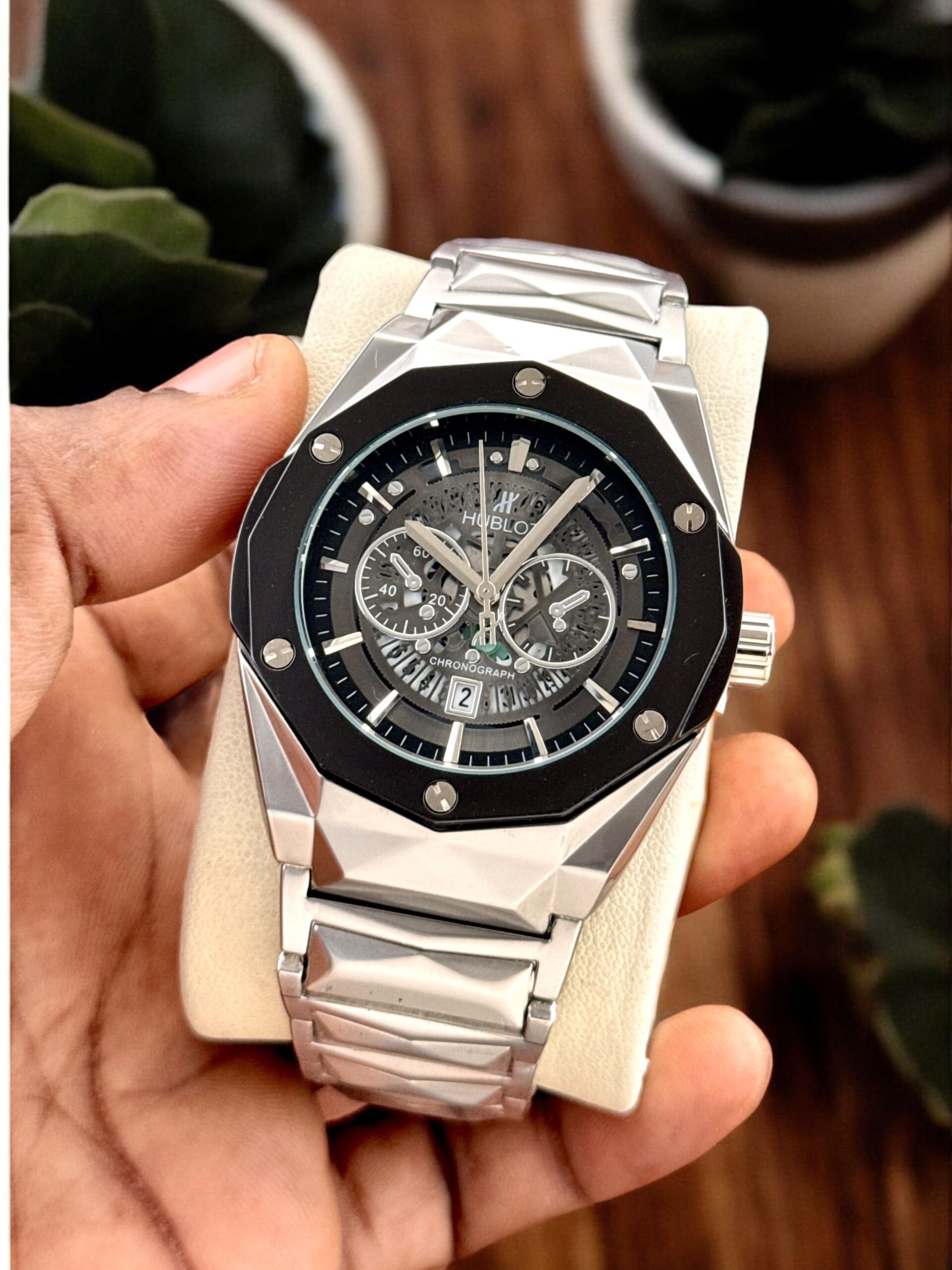 FIRST COPY Hublot mens branded watch - Image 4