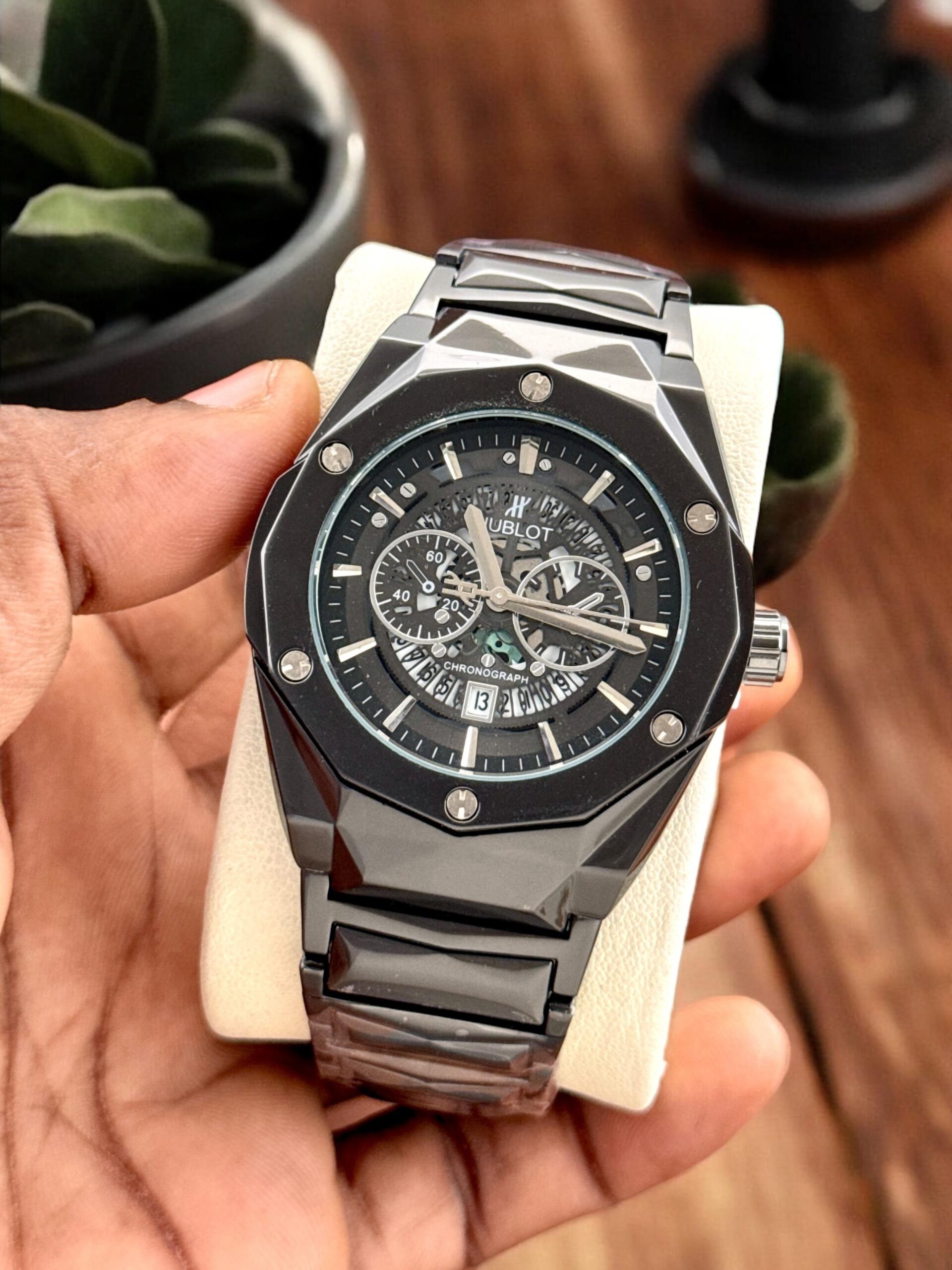 FIRST COPY Hublot mens branded watch - Image 5