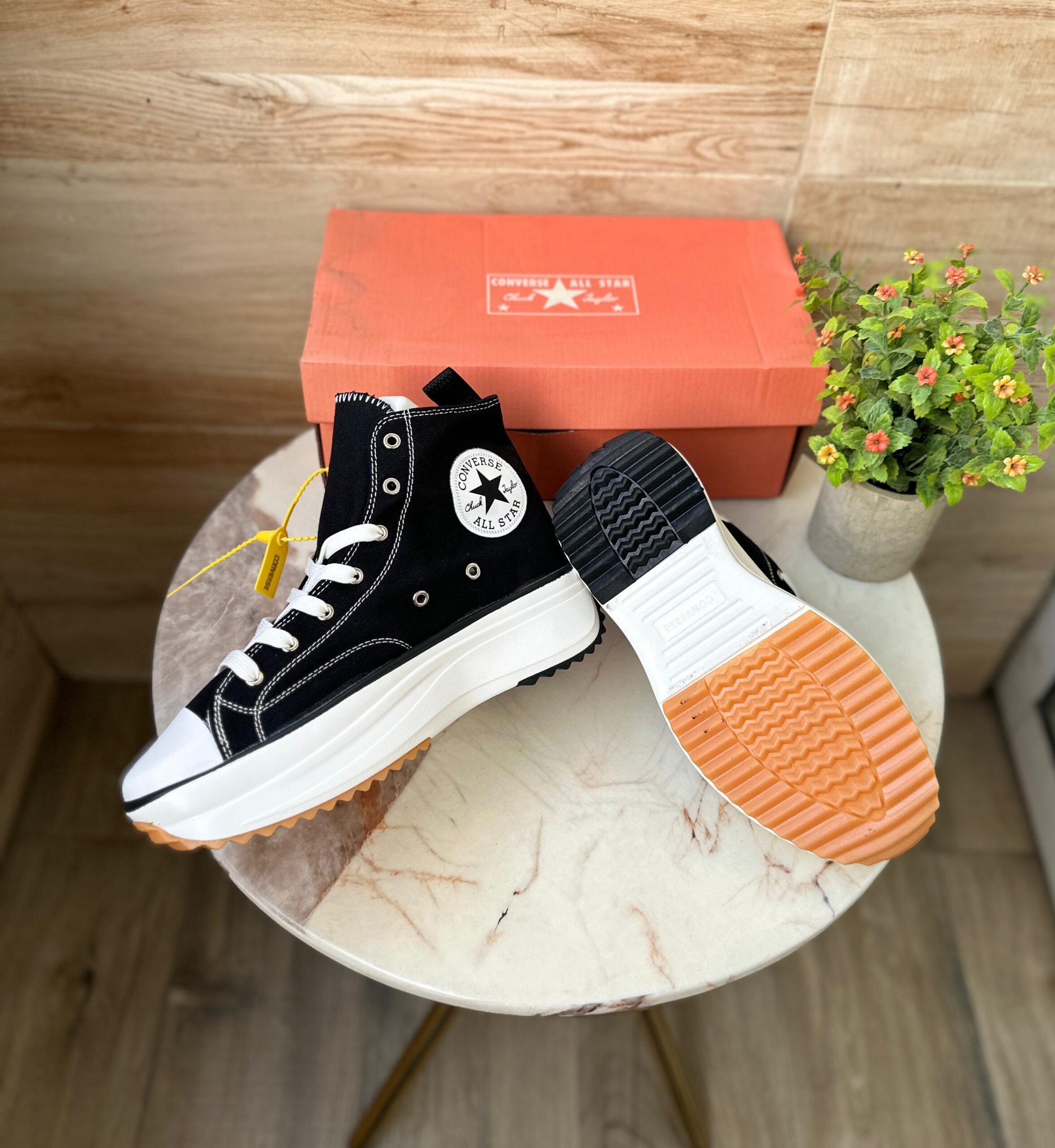 FIRST COPY CONVERSE HIKE STAR