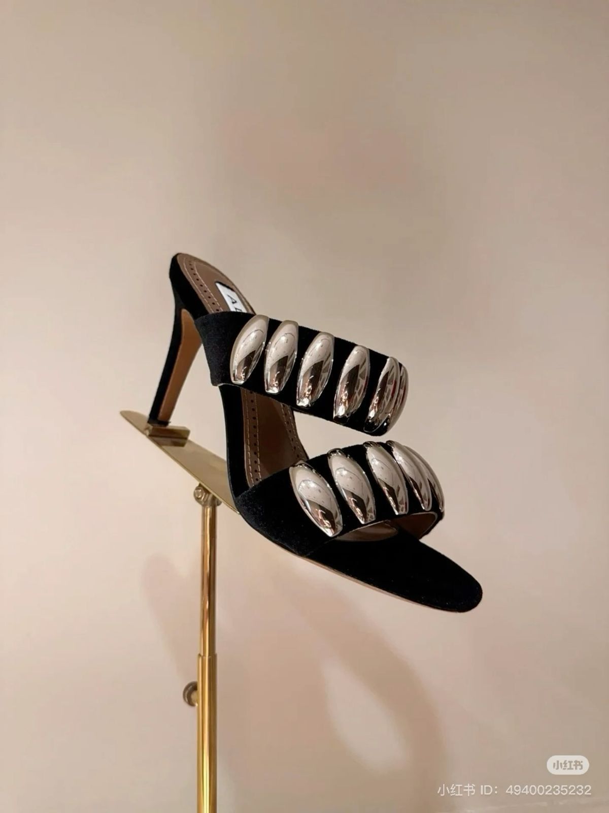 FIRST COPY ALAIA SANDALS IN STOCK