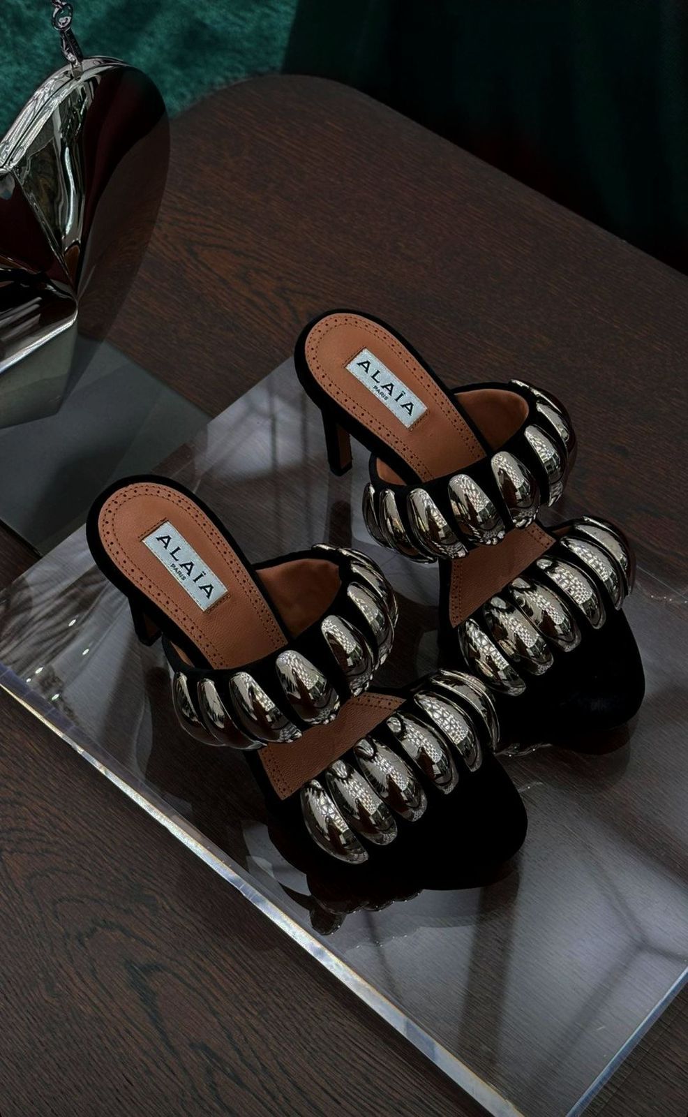 FIRST COPY ALAIA SANDALS IN STOCK - Image 4