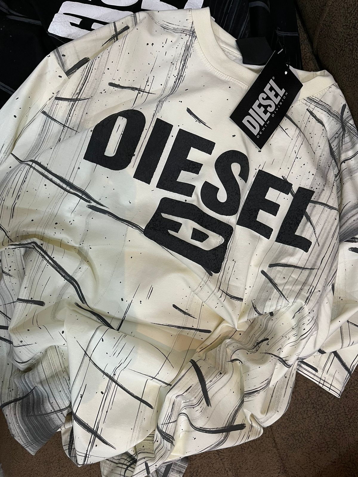FIRST COPY DIESEL STORE ARTICLE Drop shoulder - Image 2