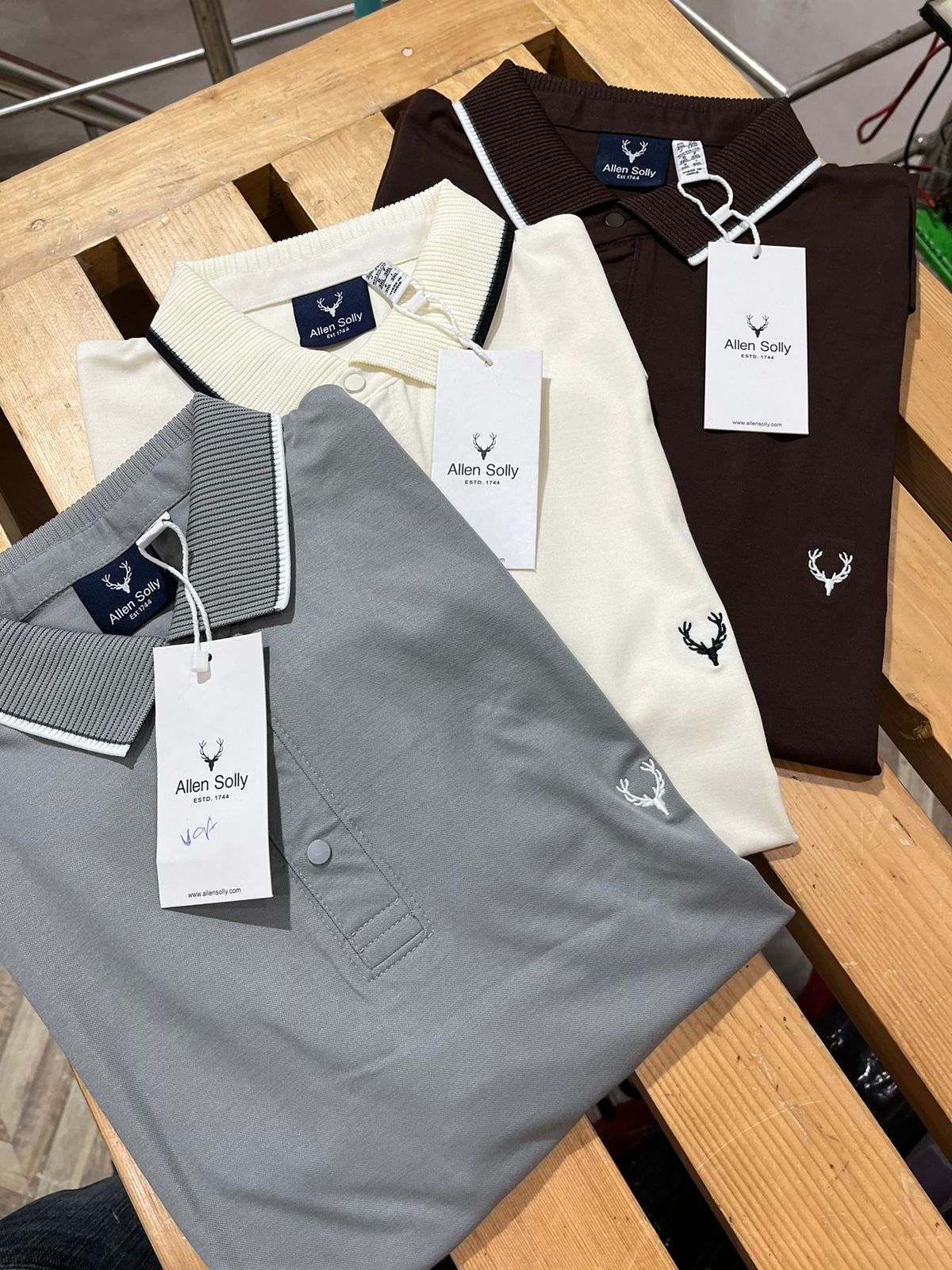 FIRST COPY Allen solly Store articles Half sleeves Collar neck