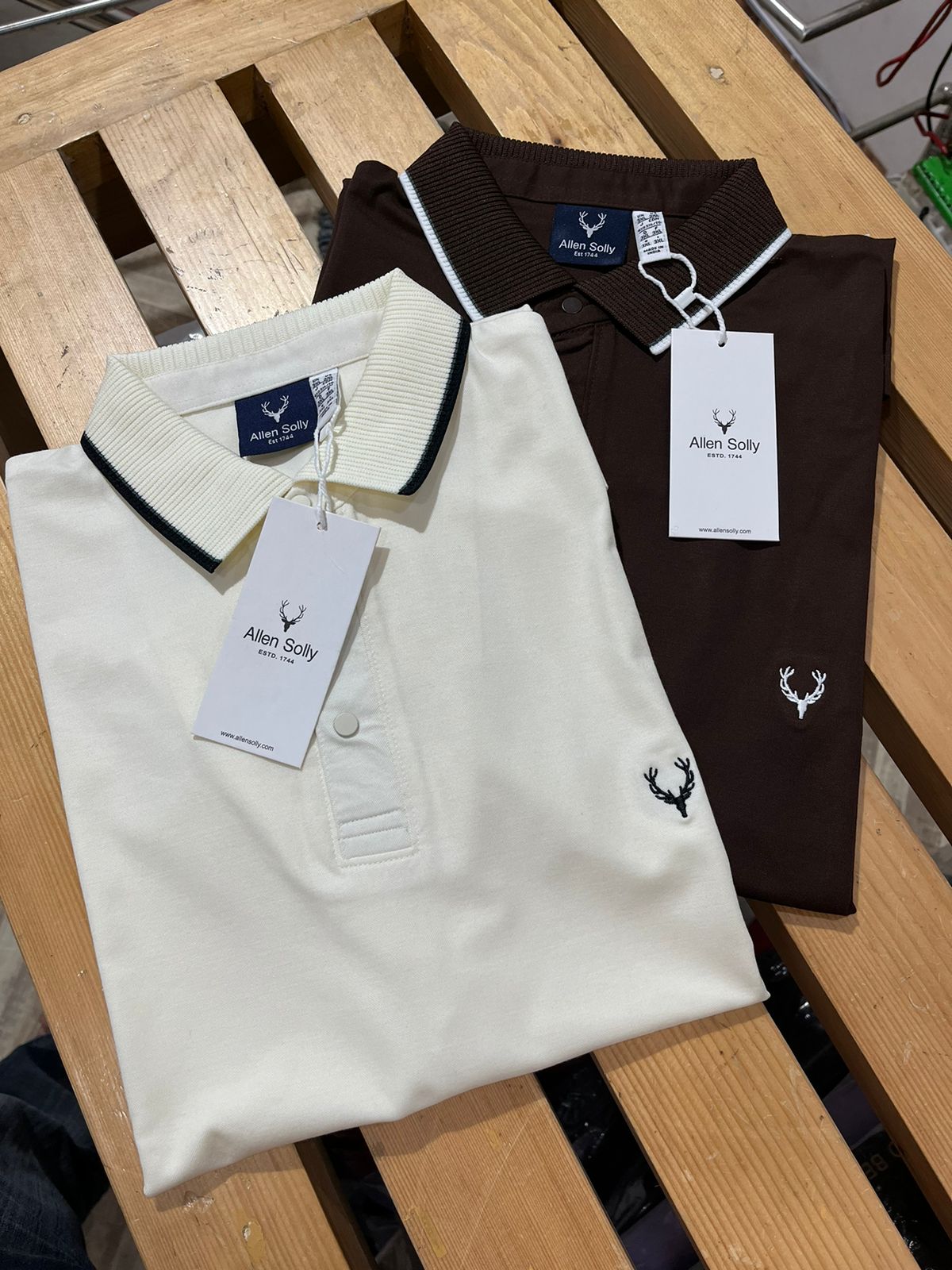 FIRST COPY Allen solly Store articles Half sleeves Collar neck - Image 2