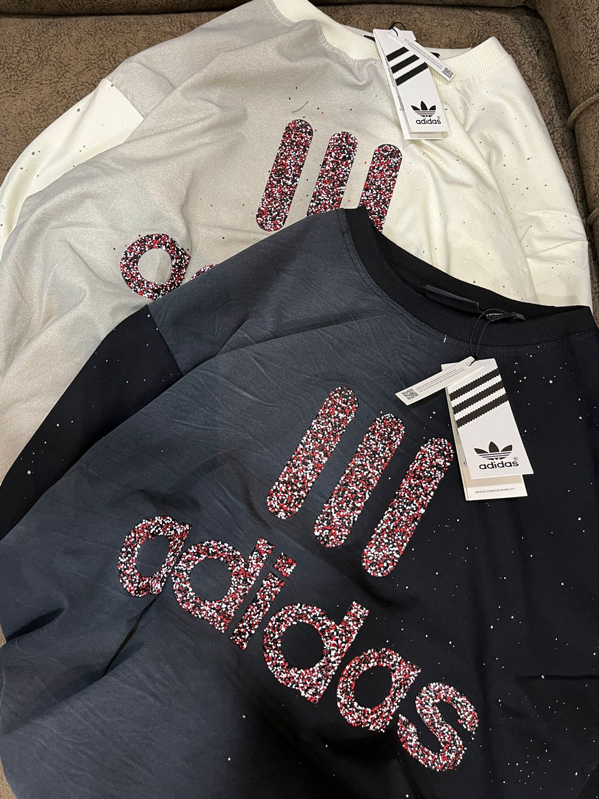 FIRST COPY Adidas Store article Drop shoulder Crew neck - Image 5