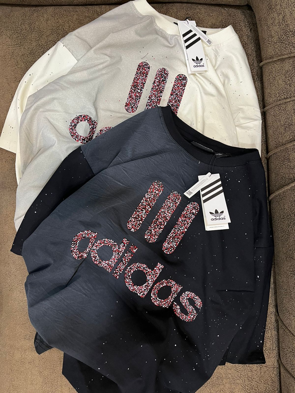 FIRST COPY Adidas Store article Drop shoulder Crew neck - Image 3