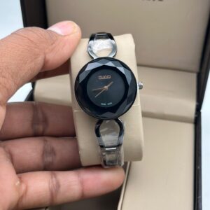 FIRST COPY Gucci ladies watch