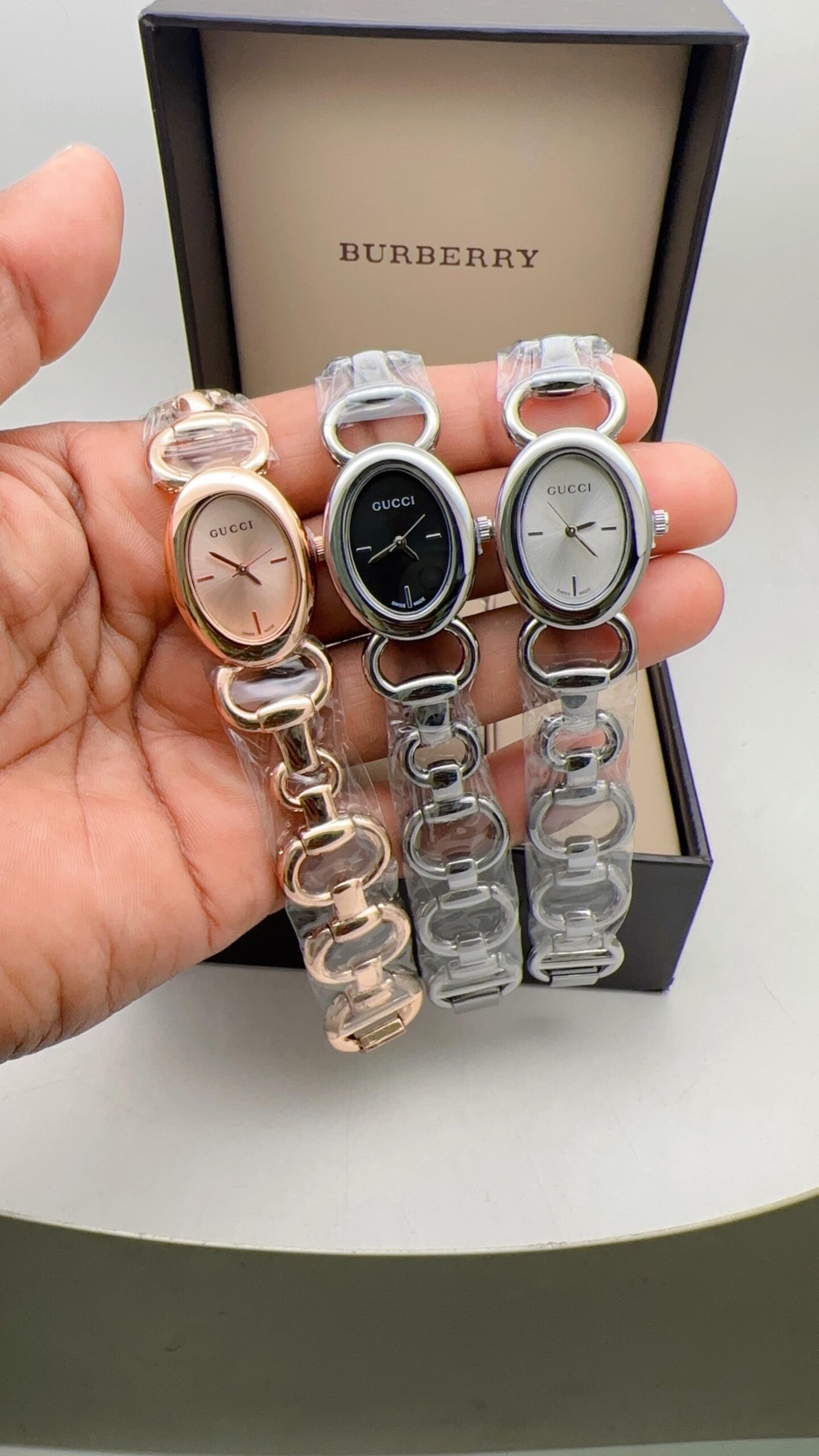 FIRST COPY Gucci ladies watch - Image 4