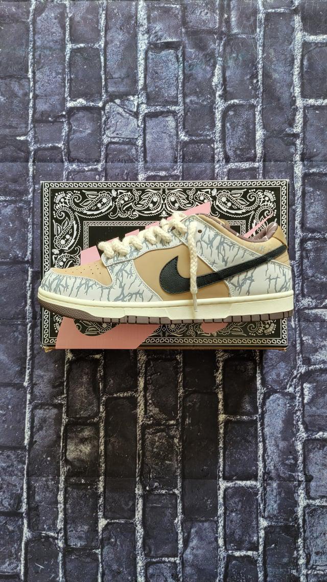 FIRST COPY NIKE SB DUNK Travis Scott 2023