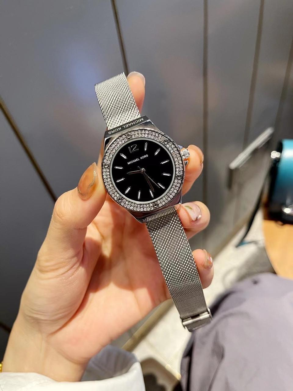 FIRST COPY Mk ladies watch - Image 2