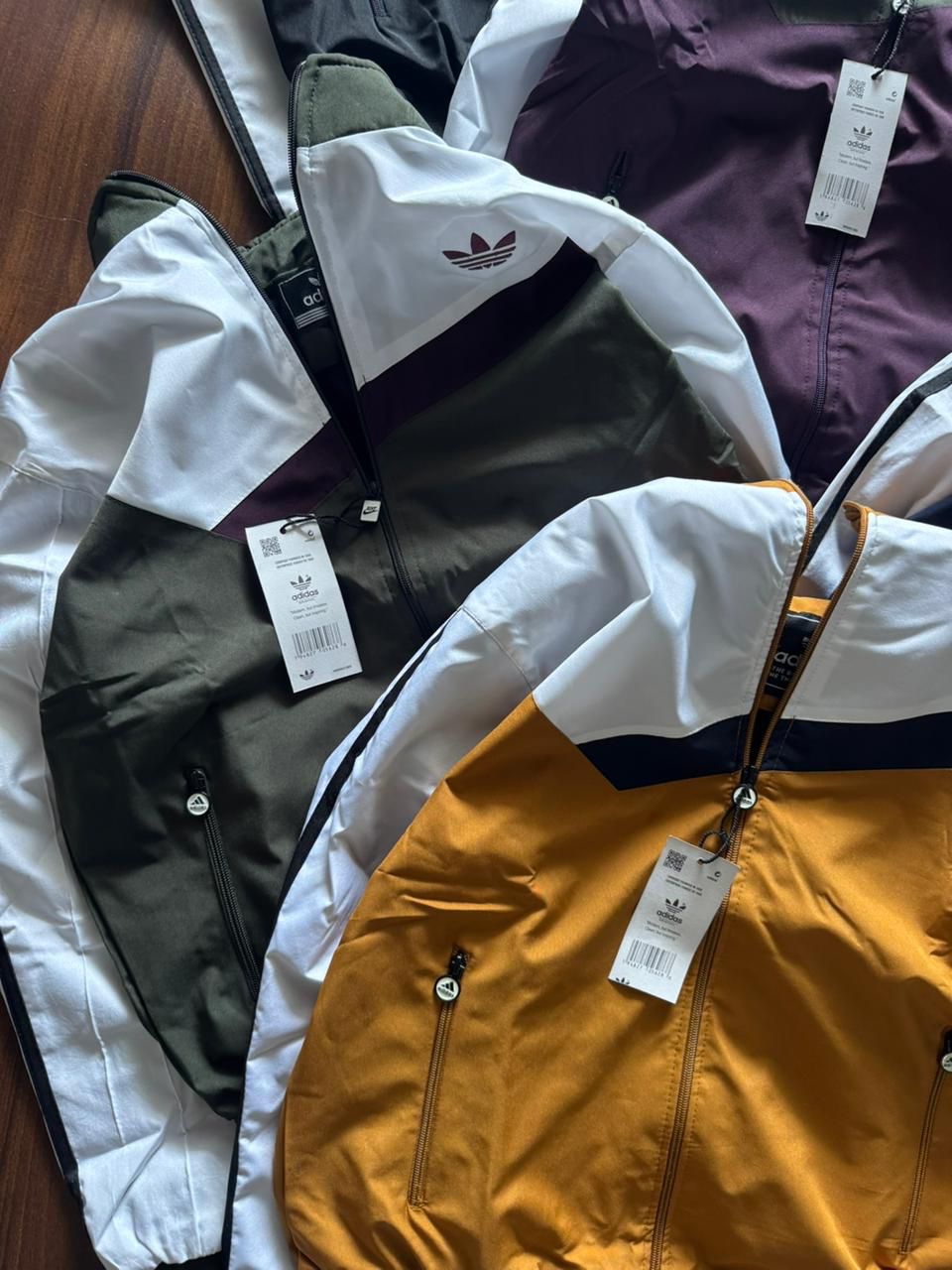 FIRST COPY Adidas Windshitter 2025 - Image 4