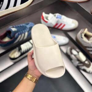 FIRST COPY ADIDAS 2024 YZY SLIDES