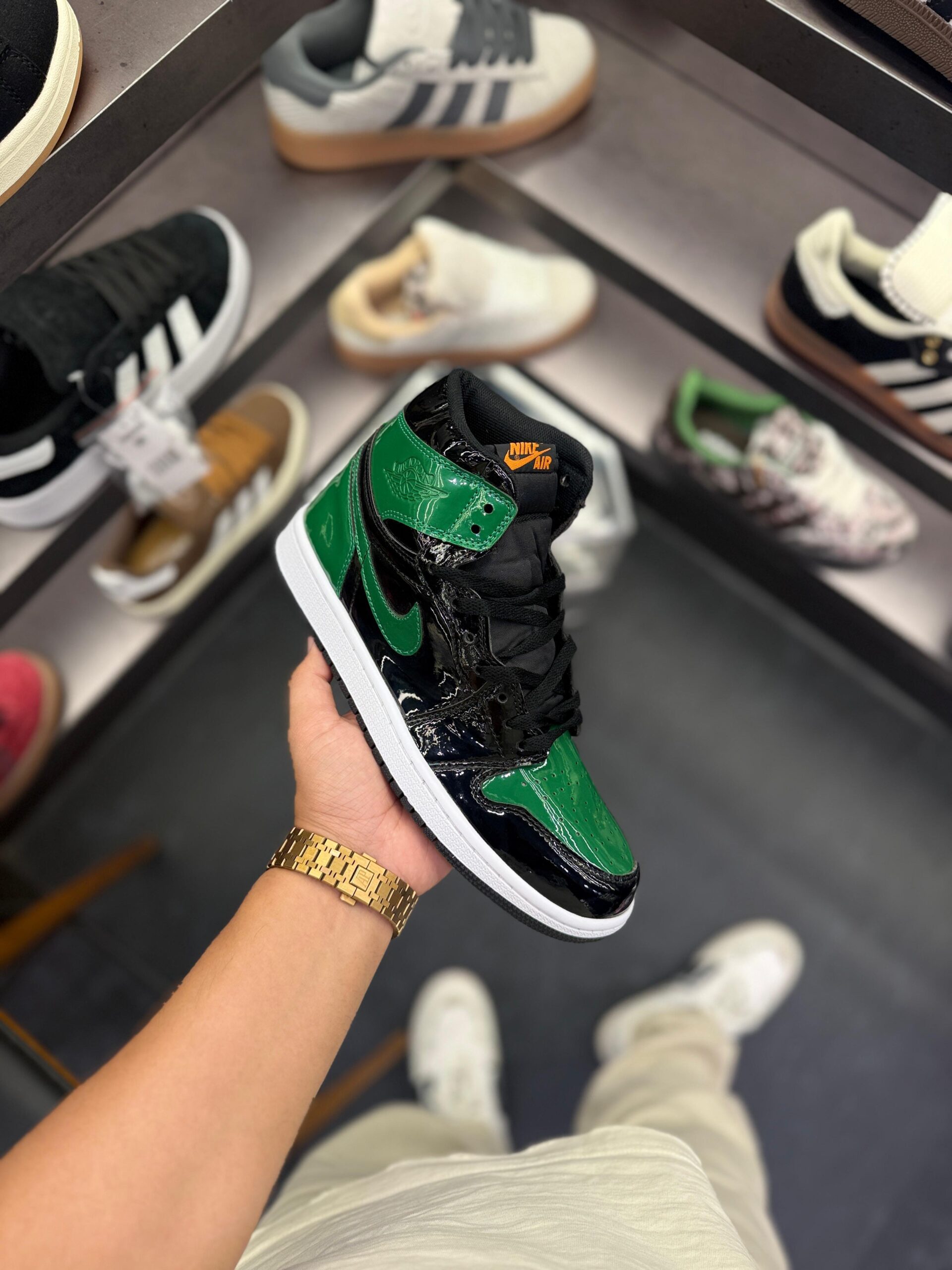 FIRST COPY AIR JORDANS RETRO 1 MID MIAMI