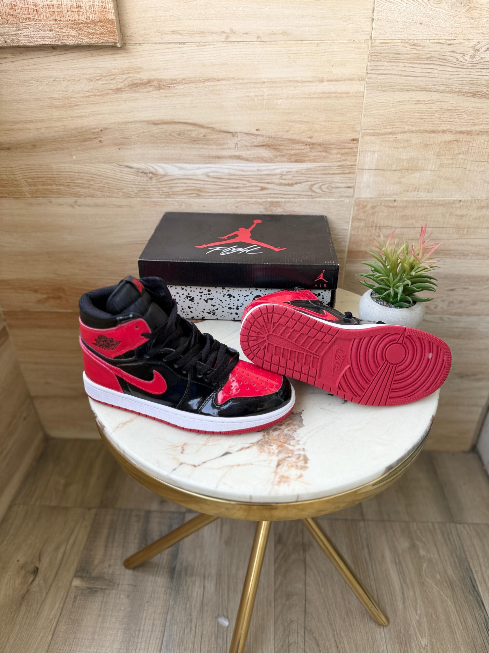 FIRST COPY AIR JORDANS RETRO 1 PATENT BRED FOR MEN - Image 5