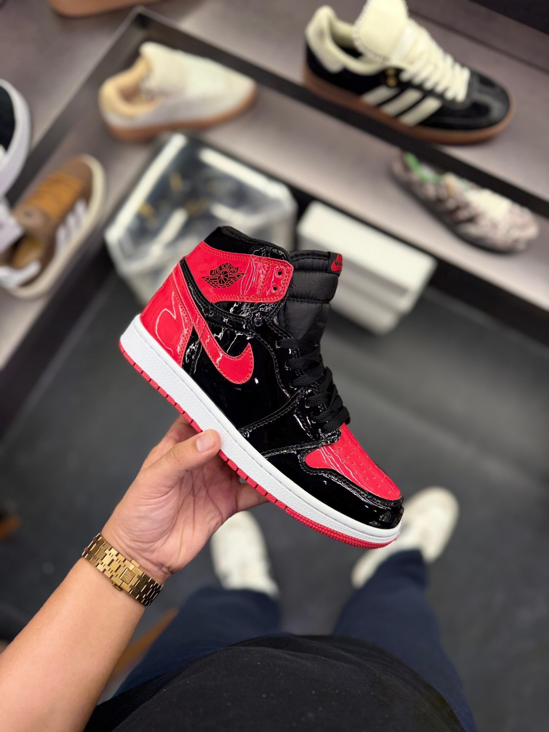 FIRST COPY AIR JORDANS RETRO 1 PATENT BRED FOR MEN - Image 3