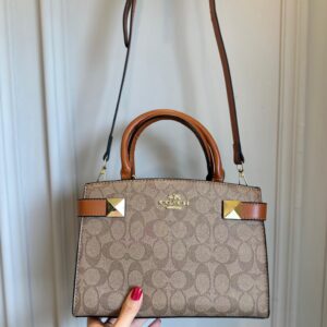 FIRST COPY COACH-NEW YORK HAND BAG