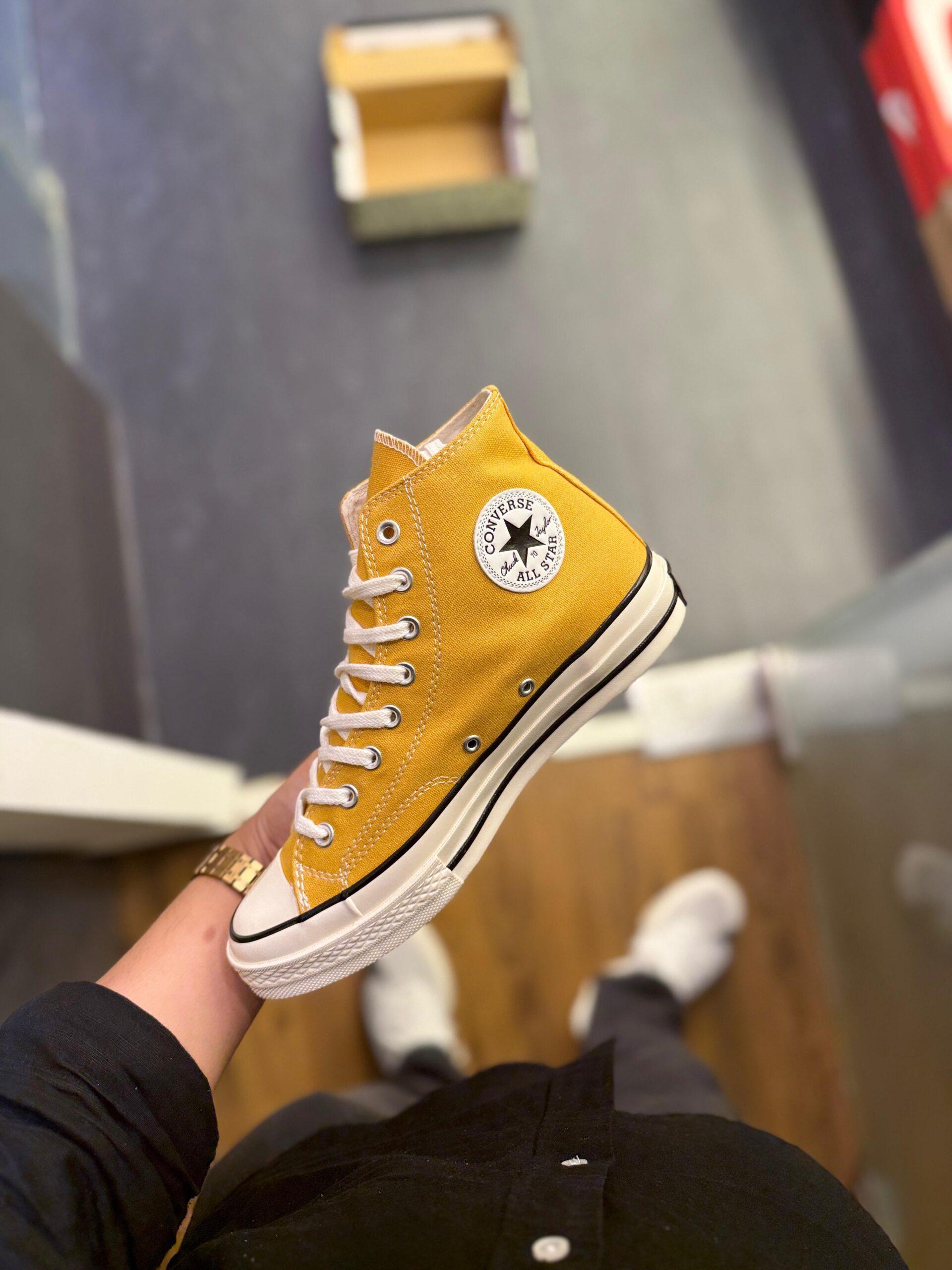 FIRST COPY CONVERSE CHUCK 70 MID YELLOW FOR MEN - Image 2