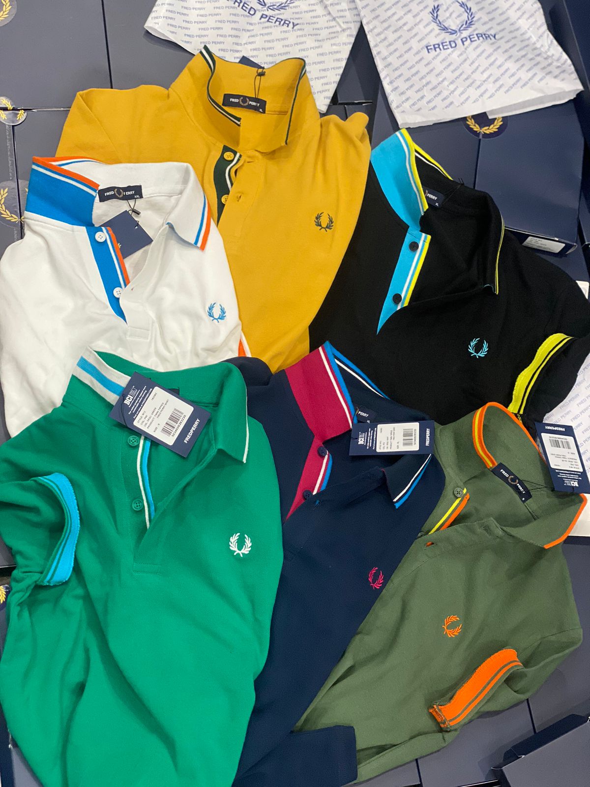 FIRST COPY FRED SHIPMENT JACQUARD TIPPED POLOS T-SHIRT - Image 10