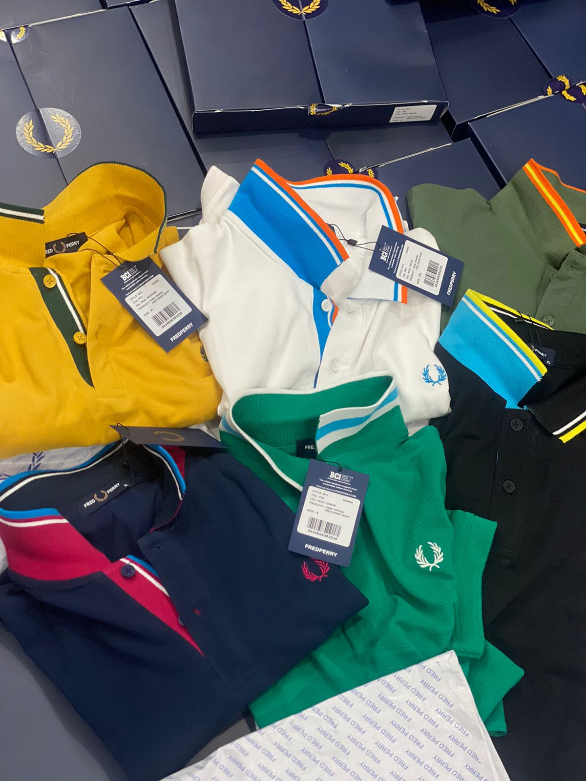 FIRST COPY FRED SHIPMENT JACQUARD TIPPED POLOS T-SHIRT - Image 11