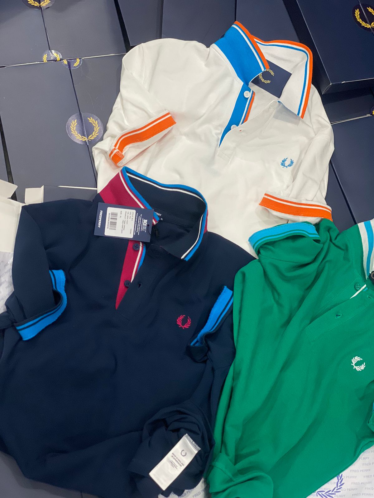 FIRST COPY FRED SHIPMENT JACQUARD TIPPED POLOS T-SHIRT - Image 6