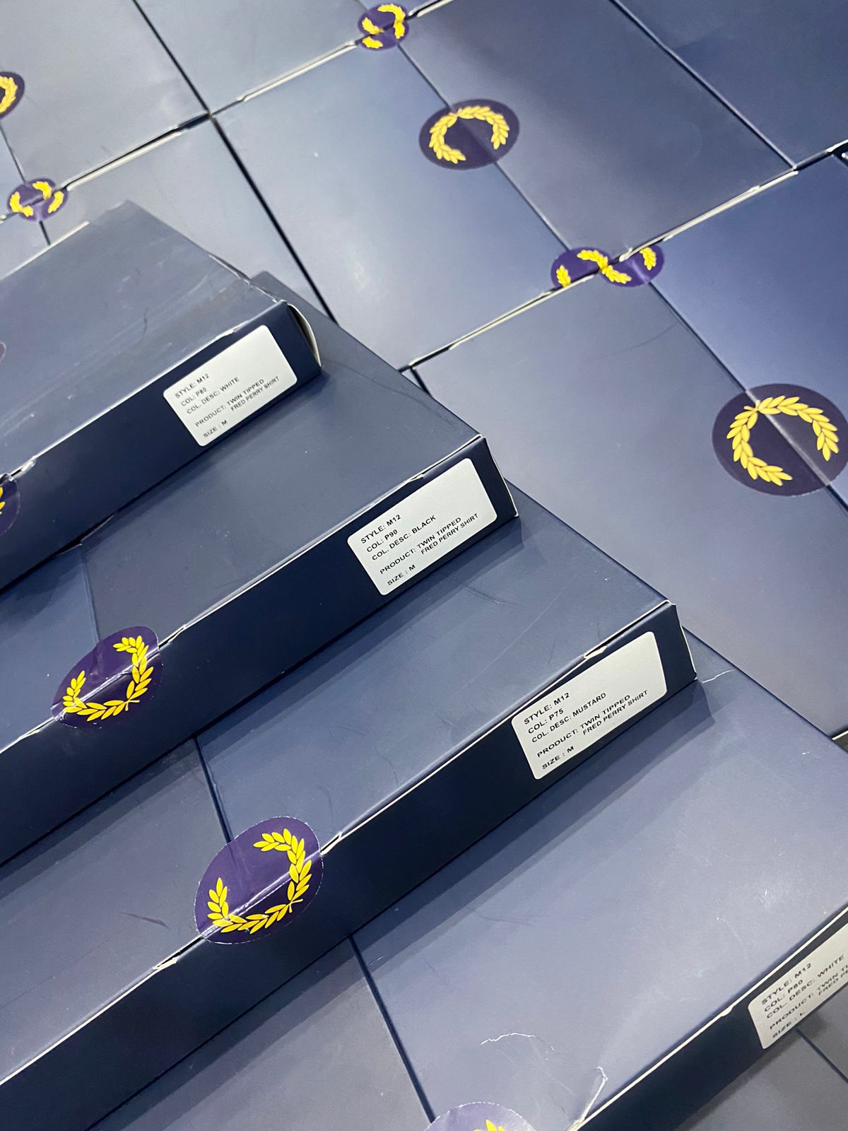 FIRST COPY FRED SHIPMENT JACQUARD TIPPED POLOS T-SHIRT - Image 8