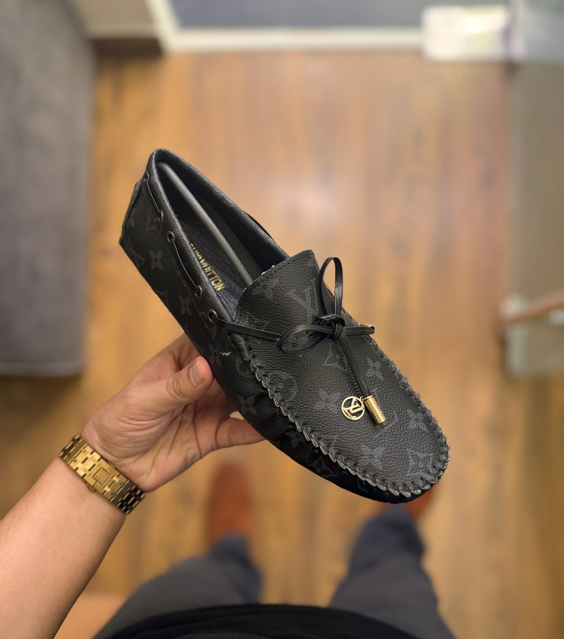 FIRST COPY LOUIS VUITTON MOCCASIN WHITE - Image 3