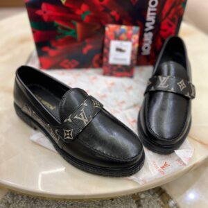 FIRST COPY LV (moccasins)