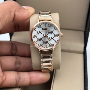 FIRST COPY Ladies watch