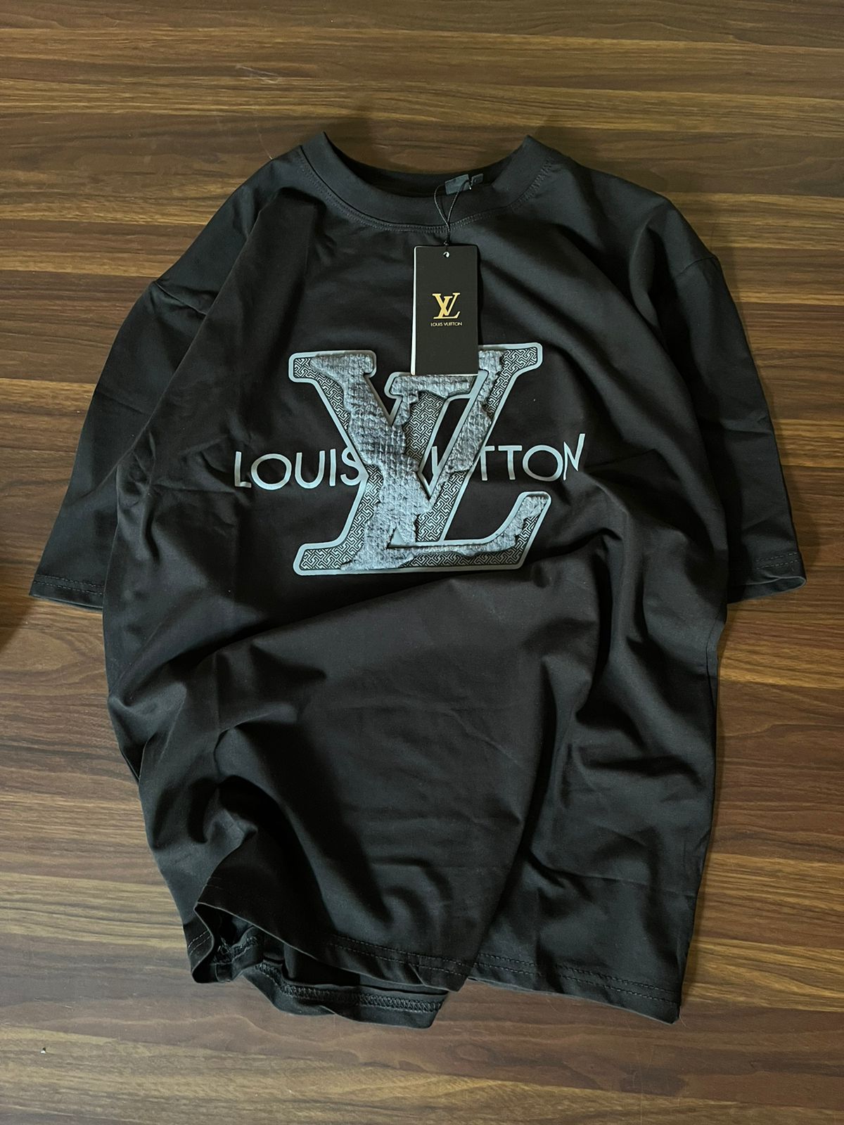 FIRST COPY Louis Vuitton Drop shoulder Premium patch work on front t-shirt - Image 2