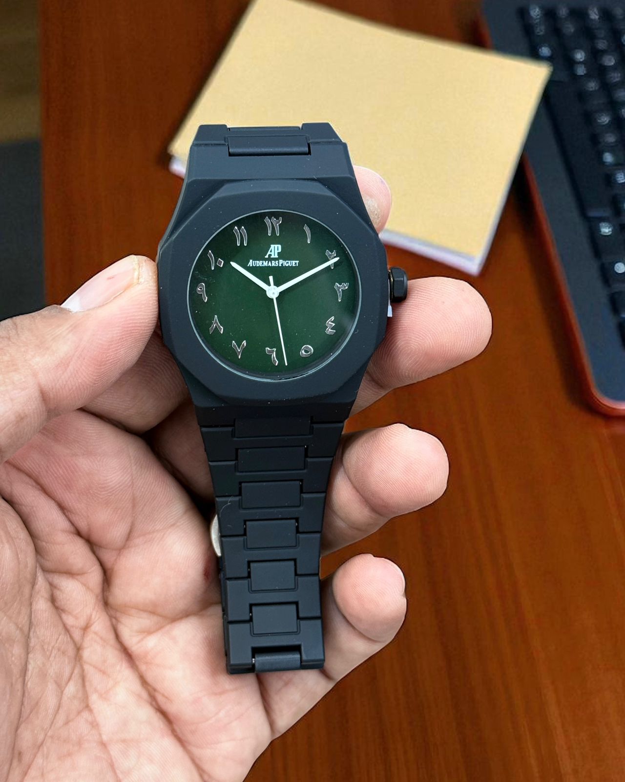 FIRST COPY Mens sabr watch in offer - Image 5