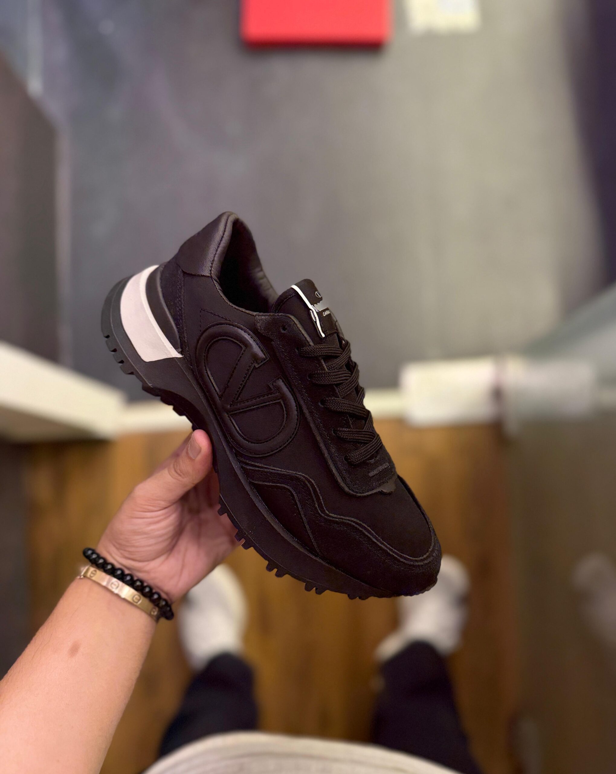 FIRST COPY NEW SEMI U/A SNEAKER VALENTINO GENEVA-SWISS - Image 3