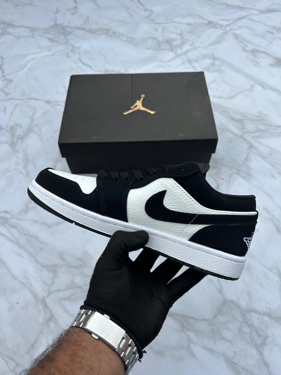 FIRST COPY NIKE AIR JORDAN 1 LOW PANDA SHOES FOR WOMEN - Image 4