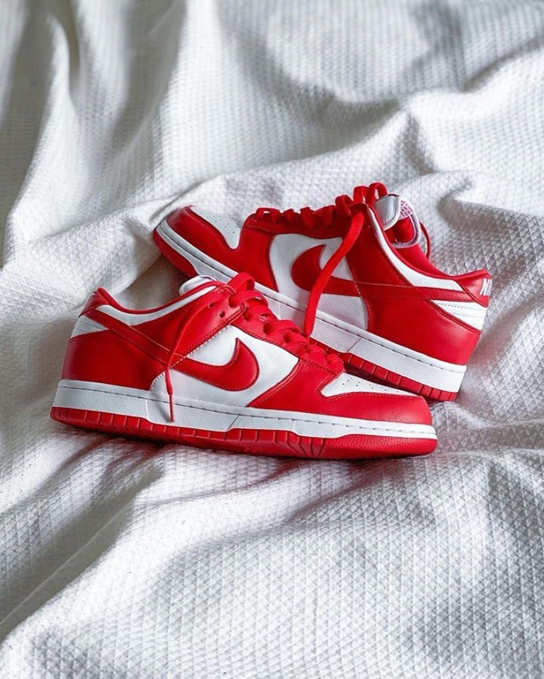 FIRST COPY NIKE SB DUNK GYM RED - Image 3