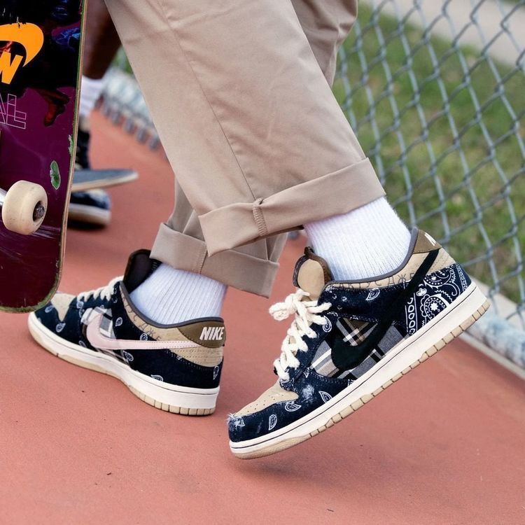 FIRST COPY Nike Jordan SB Dunk X Travis Scott Cactus Jack - Image 5