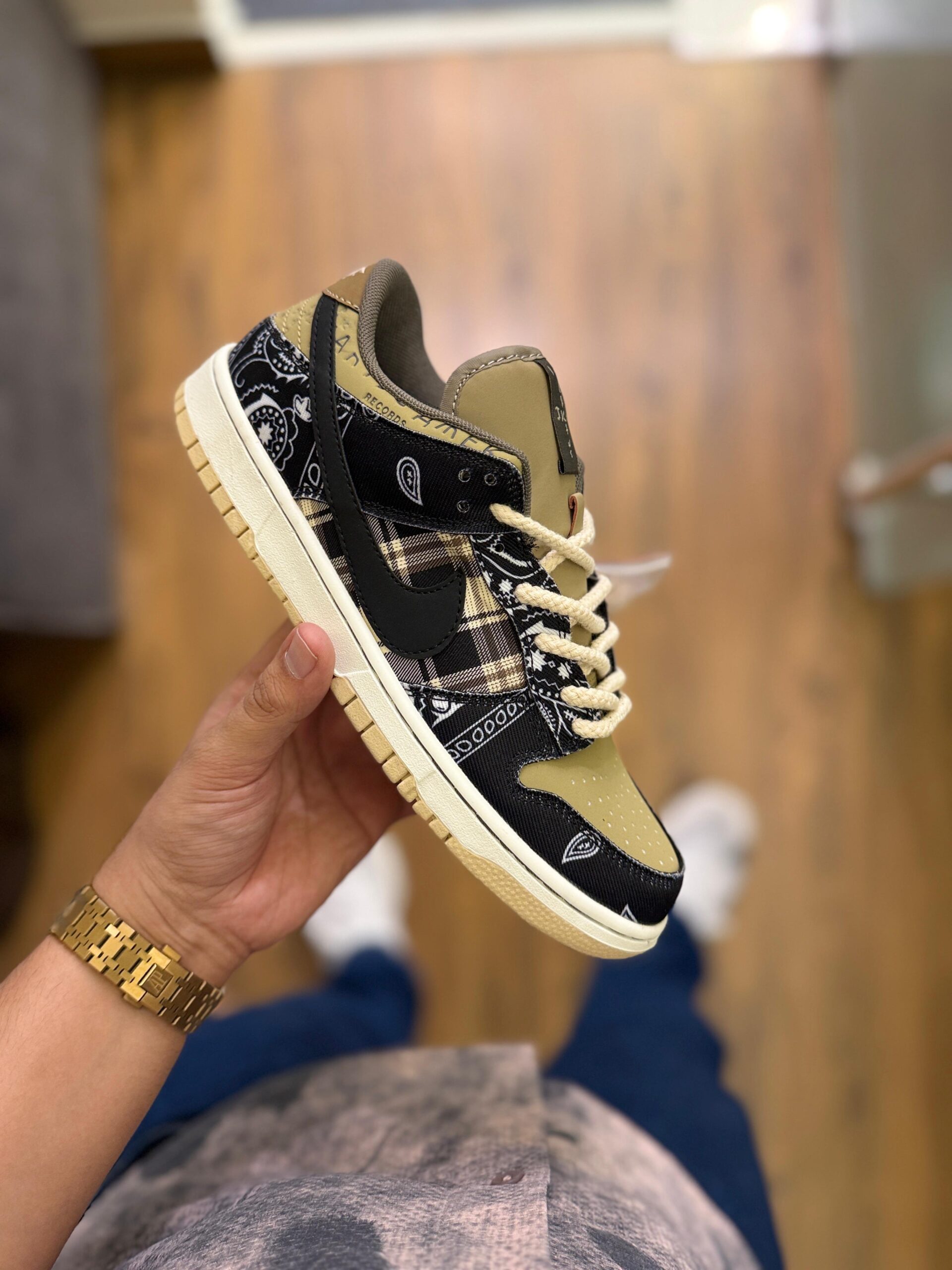 FIRST COPY Nike Jordan SB Dunk X Travis Scott Cactus Jack - Image 8
