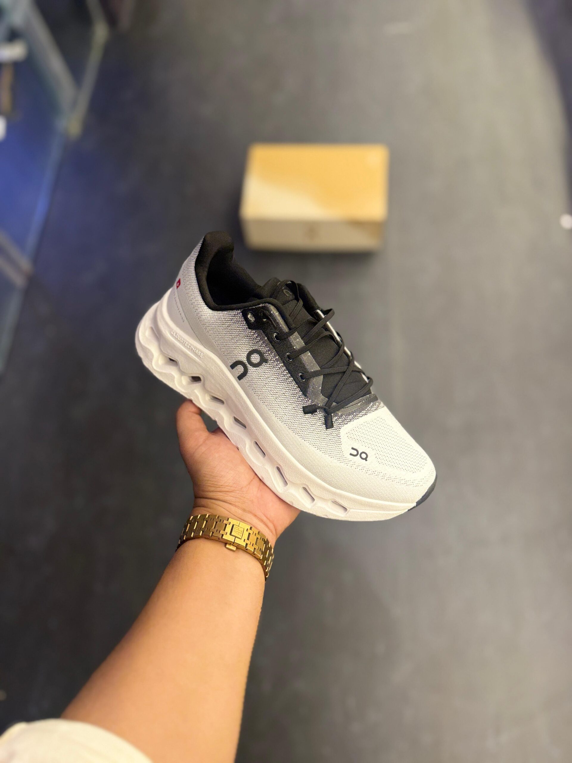 FIRST COPY ON RUNNING CLOUDTILT BLACK WHITE SHOES - Image 7