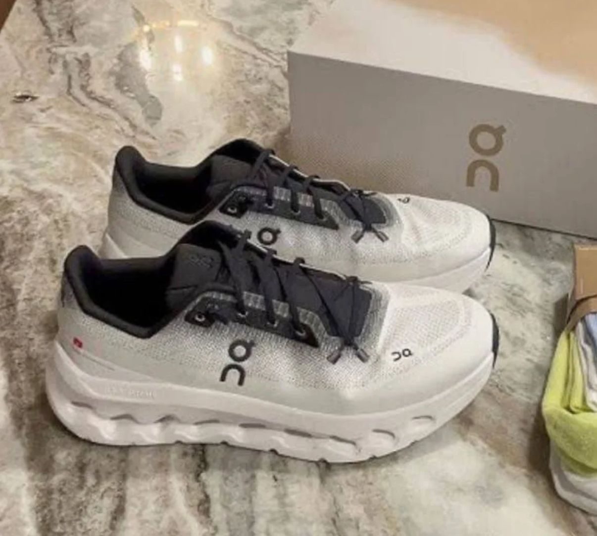 FIRST COPY ON RUNNING CLOUDTILT BLACK WHITE SHOES - Image 9