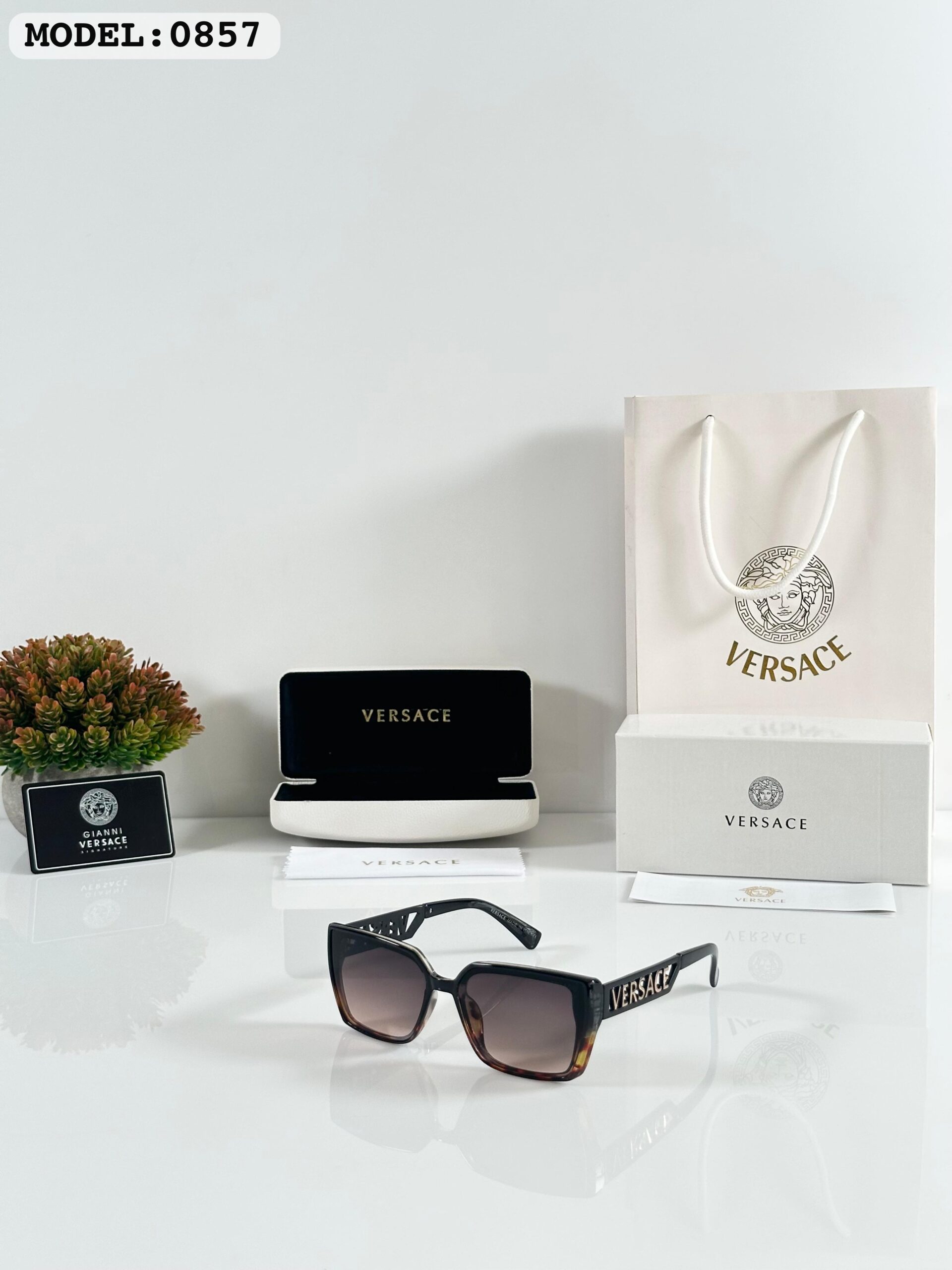 FIRST COPY VERSACE WMNS 0857 TIGER BLACK SUNGLASS