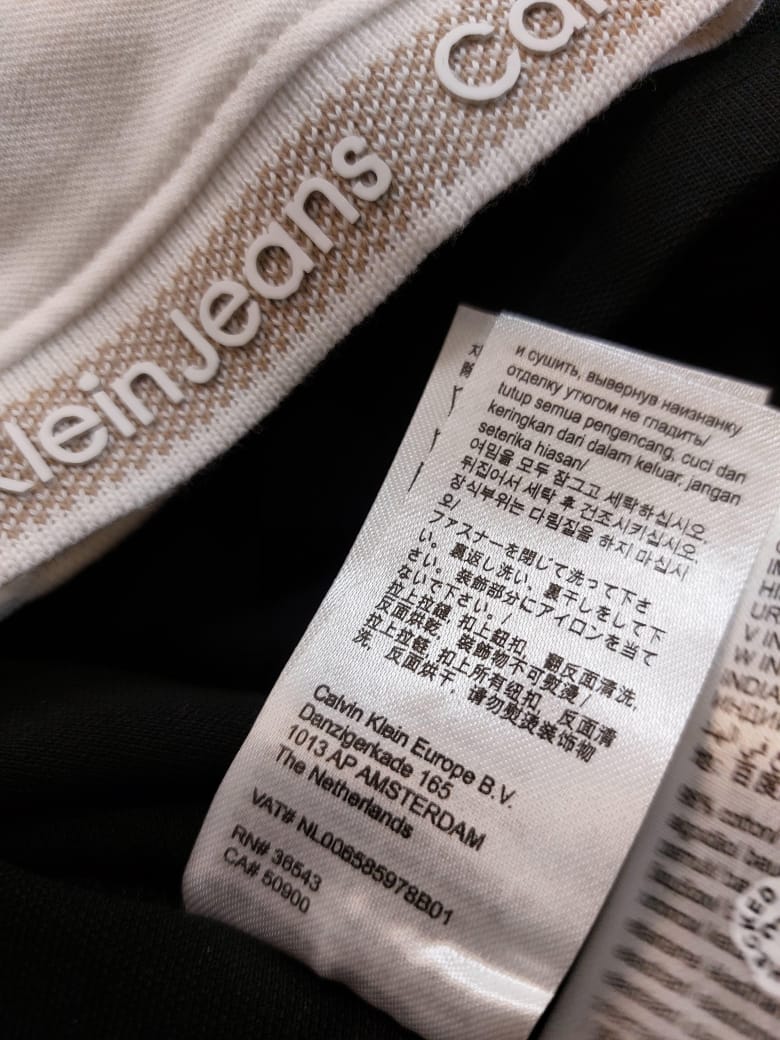 First Copy Calvin Klein T-Shirt for Men – Polo Style - Image 9