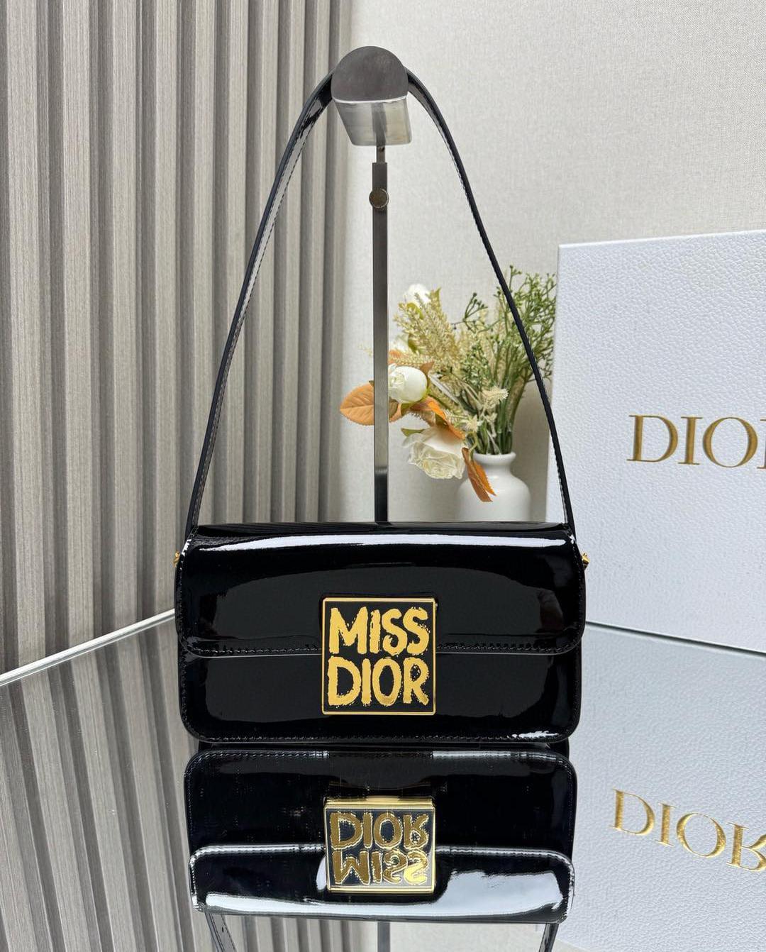 FIRST COPY CHRISTAN DIOR MISS DIOR SHOULDER BAG - Image 4