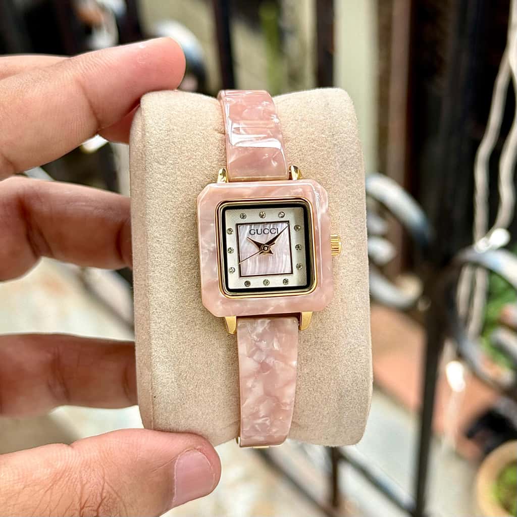 FIRST COPY GUCCI WOMEN’S WATCH - Image 2