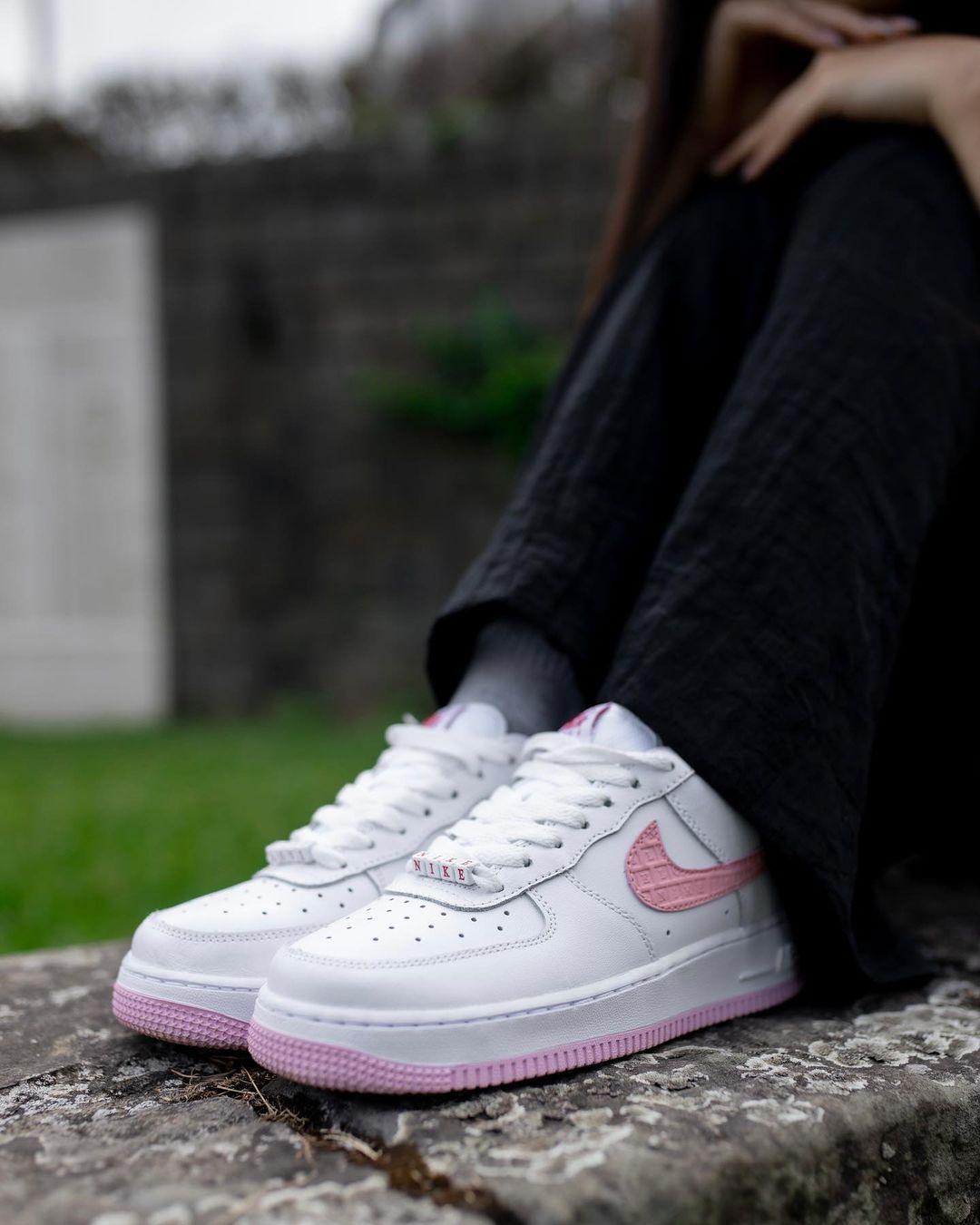 FIRST COPY NIKE AIRFORCE ONE VALENTINE FOR GIRLS - Image 3